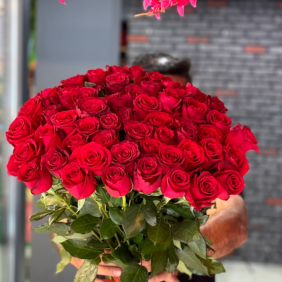  Belek Flower Delivery 51 piece of red roses 90 cm 
